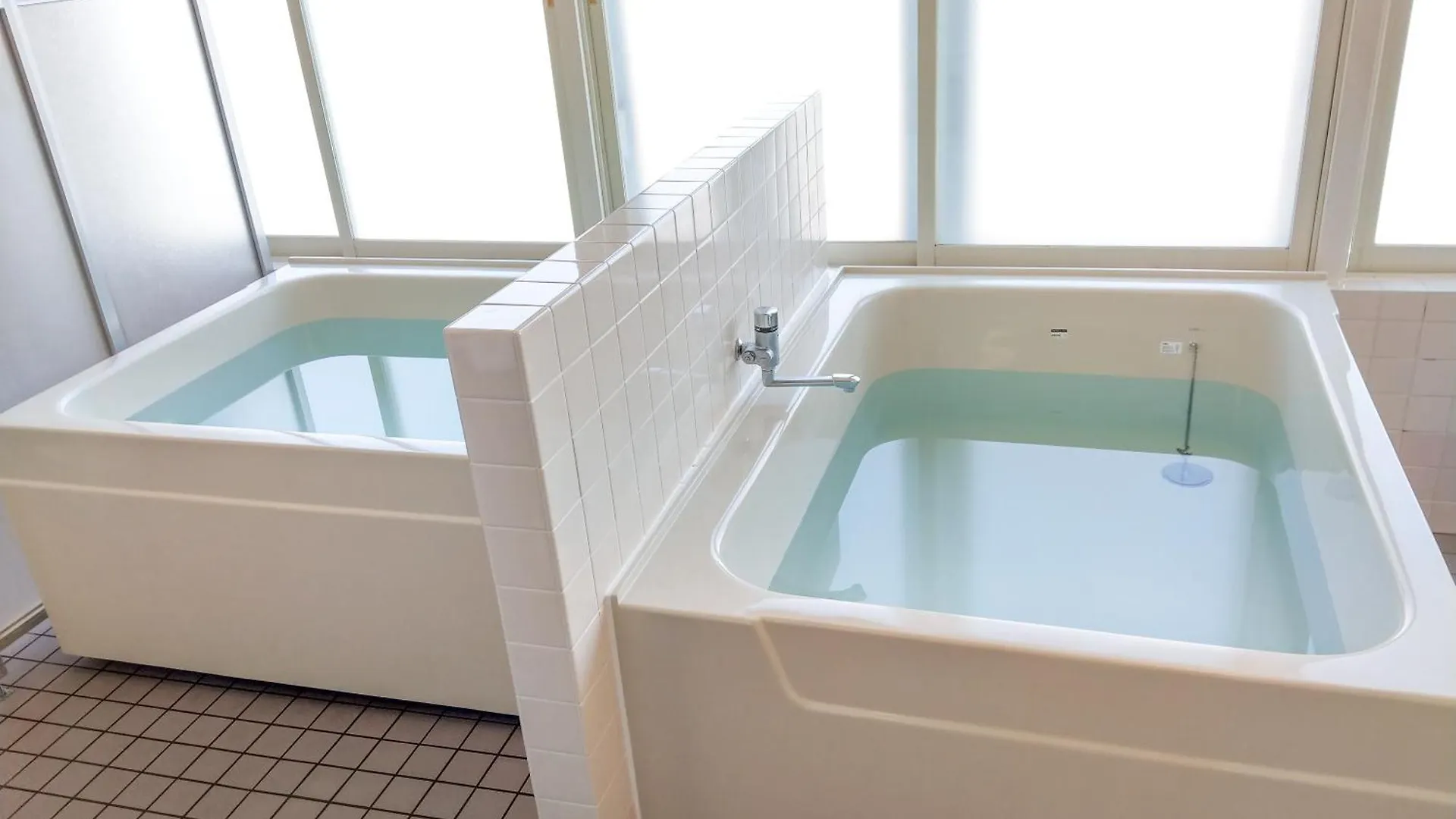 Hotel Livemax Budget Chitose Chitose